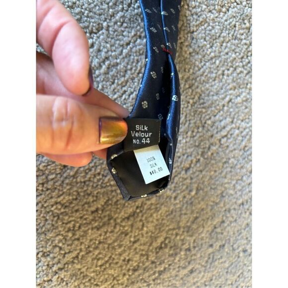 Oscar De La Renta Silk Tie - Picture 3 of 4